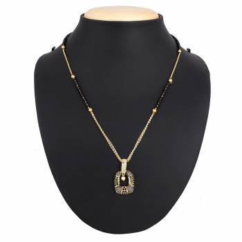 Simple And Elegant Looking Mangalsutra Is Here Which Can Be Paired With Any Type Of Attire. Also It Is Light In Weight Which Is Easy To carry All Day Long.