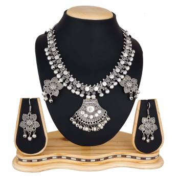 For The Upcoming Festive Season, Grab This Beautiful Necklace Set In Silver Color, This Necklace Is Light Weight And easy To Carry Throughout The Gala