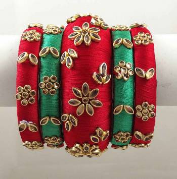 Here Is A Proper Traditional Bangle Set Of Six Which Gives A More Enhanced Look To Your Ethnic Wear. Also It Is Available In All Regular Sizes And Colors. Buy Now.