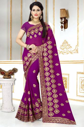 Grab This Beautiful Heavy Designer Saree In Magenta Pink Color. This Saree And Blouse Are Fabricated On Georgette Beautified Heavy Jari Embroidery And Stone Work. Buy Now.