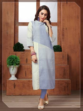 Grab This Pretty Readymade Kurti In Light Shades With This Light Blue And White Colored Kurti Fabricated On Khadi Cotton. Its Fabric Is Durable And Easy To Carry All Day Long. 