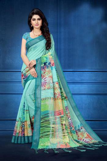 Add This Pretty Saree For your Semi-Casual Wear With Digital Prints All Over. This Saree And Blouse Are Fabricated On Linen Which Ensures Superb Comfort All Day Long. 