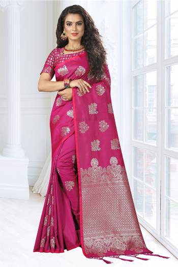 Grab This Pretty Saree For The Upcoming Festive Season With This?Heavy Woven Saree Fabricated In Art Silk Paired With Jacquard Silk Fabricated Blouse. This Saree And Blouse Are Light Weight And Easy To Carry Throughout The Gala