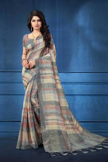 Grab This Pretty Printed Saree For Your Semi-Casuals. This Saree?And Blouse Are Fabricated On Linen Beautified With Digital Prints All Over It, This Saree Is Light In Weight And Easy To Carry All Day Long.