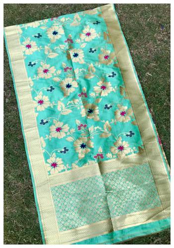 For A Proper Traditional Look, Pair Up Your Simple Attire With This Trendy Banarasi Art Silk Fabricated Dupatta. It Is Beautified With Weave All Over. Also It Is Light In Weight And Easy To Carry All Day Long