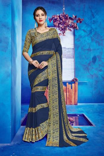 Look Pretty In this Simple Casual Wear Saree Fabricated On Georgette Beautified With Satin Fabricated Blouse. It Is Beautiufied With Printed Satin Patta. Also It Is Light In Weight And Comfortable To Carry Which Is Perfect For Summer. Buy Now.