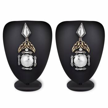 Grab This Pretty Earrings Set In Silver Color To Pair Up With Your Indo Western Attire. It Is Light In Weight And Can Be Paired With Any Colored Attire. Buy Now.