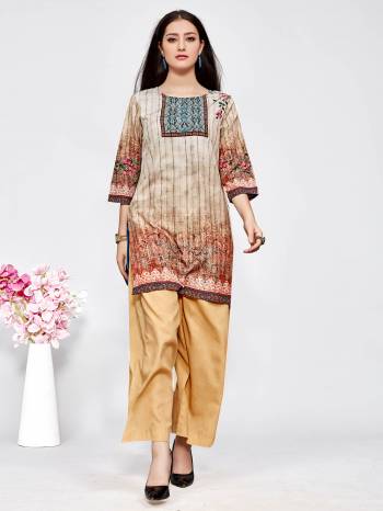 For Your Casuals, Grab This Pretty Printed Kurti Fabricated On American Crepe. This Kurti Is Soft Towards Skin And Available In All Regular Sizes. Also This Can Be Paired With Any Kind Of Bottom Like Plaazo, Pants Or Leggings