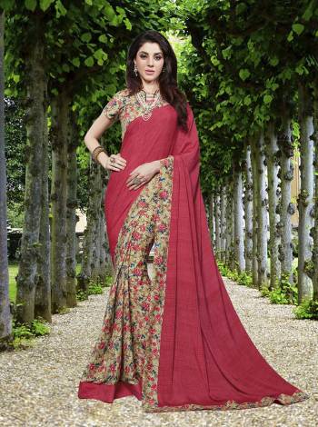 Go Floral With This Pretty Crepe Silk Fabricated Saree Paired With Running Blouse. This Saree And Blouse Are Beautified With Floral Prints All Over Giving It And Pretty Attractive Look. 