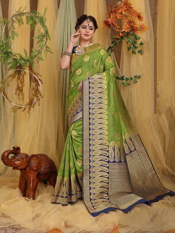 You Will Definitely Earn Lots Of Compliments In This Rich And Elegant Silk Based Saree, This Saree And Blouse are Beautified With Weave Giving It An Attractive Look