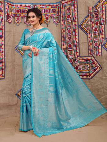 This Festive Season Look The Most Elegant Of All Wearing This Designer Jacquard Silk based Saree Beautified With Weave. This Saree Is Light Weight, Durable And Easy To Carry Throuhout The Gala