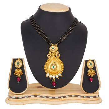 To Give A More Enhanced And Heavy Look, Grab This Heavy Designer?Mangalsutra To Par IT Up With Your Ethnic Wear, Which Can Also Be Pared With Any Colored Attire.