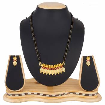 To Give A More Enhanced And Heavy Look, Grab This Heavy Designer?Mangalsutra To Par IT Up With Your Ethnic Wear, Which Can Also Be Pared With Any Colored Attire.