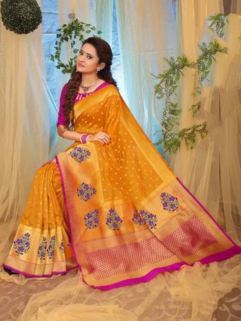 Grab This Beautiful Designer Silk Based Saree Which Gives A Rich?Look To Your Personality. This Saree Is Fabricated On Jacquard Silk Paired With Art Silk Fabricated Blouse, Beautified With Weave