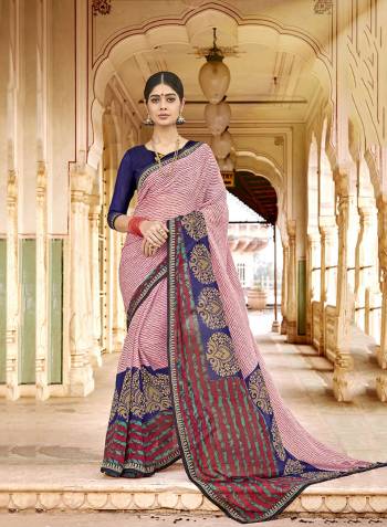 For A Royal Look, Grab This  Printed Saree In Georgette Fabricated Paired With Georgette Blouse.  Grab This Pretty Light Weight Saree. Buy Now.