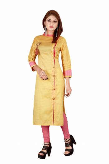 Grab This Readymade Kurti For Your Casual Or Semi-Casual Wear. This Simple Kurti Is Light Weight, Soft Towards Skin And Also Available In All Regular Sizes Which Ensures You Superb Comfort All Day Long. 