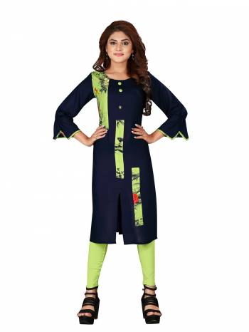 Grab This Readymade Kurti For Your Casual Or Semi-Casual Wear. This Simple Kurti Is Light Weight, Soft Towards Skin And Also Available In All Regular Sizes Which Ensures You Superb Comfort All Day Long. 