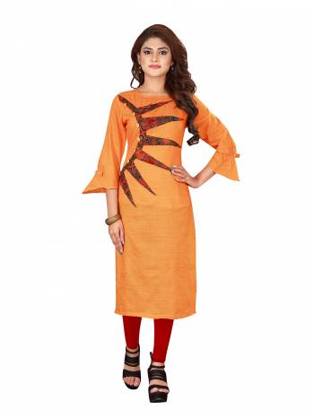 Grab This Readymade Kurti For Your Casual Or Semi-Casual Wear. This Simple Kurti Is Light Weight, Soft Towards Skin And Also Available In All Regular Sizes Which Ensures You Superb Comfort All Day Long. 