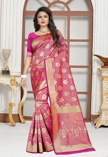 Shine Bright Wearing This Attractive Looking Rani Pink Colored Silk Based Saree Paired With Rani Pink Colored Blouse. It Is Beautified With Heavy Weave And Also Its Easy To Carry All Day Long. 