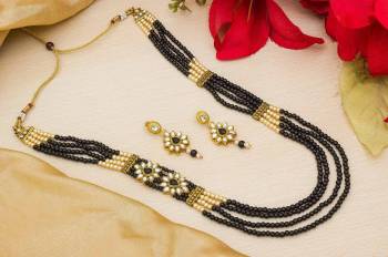 Adorn the Royal Queen Look With This Rich Looking Necklace Set. This Necklace Set Can Be Paired With Any Ethnic Attire In Same Or Any Contrasting Color. Buy Now