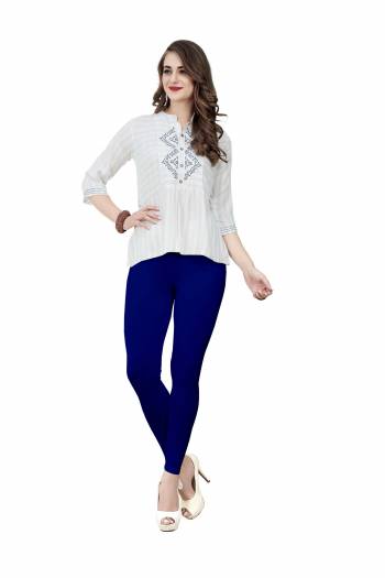 Grab This Super Comfy Readymade Ankle Length Leggings To Pair Up With Your Kurti Or Tunics. This Plain Leggings Is Fabricated On Stretchable Cotton Which Has Four Side Stretch.It Is Available In Free Size Which Ensures Superb Comfort All Day Long. Buy Now.