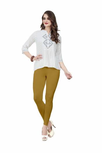 Grab This Super Comfy Readymade Ankle Length Leggings To Pair Up With Your Kurti Or Tunics. This Plain Leggings Is Fabricated On Stretchable Cotton Which Has Four Side Stretch.It Is Available In Free Size Which Ensures Superb Comfort All Day Long. Buy Now.