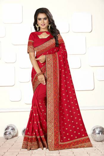 IF You Have An Eye For Different  Embroidery Styles, Than Grab This Heavy Deisgner Saree In Red Color Beautified With Kashimiri Style Embroidery With Thread And Jari Work. This Saree And Blouse are Fabricated Art Silk Which Also Gives A Rich Look To Your Personality.