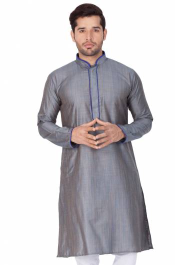 Grab This Amazing Readymade Kurtas For Men Fabricated On Cotton Silk.?This Kurta Is Suitable For Festive Wear Or Any Wedding Functions. It Is Light In Weight and Can Be Paired With Any Kind Of Bottom Like Chudidar, Pyjama Or Even Denims. Its Fabric Is Soft Towards Skin And Avialable In All Sizes. Buy Now.