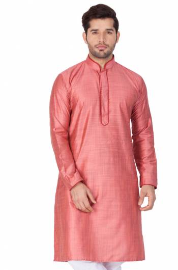 Grab This Amazing Readymade Kurtas For Men Fabricated On Cotton Silk.?This Kurta Is Suitable For Festive Wear Or Any Wedding Functions. It Is Light In Weight and Can Be Paired With Any Kind Of Bottom Like Chudidar, Pyjama Or Even Denims. Its Fabric Is Soft Towards Skin And Avialable In All Sizes. Buy Now.