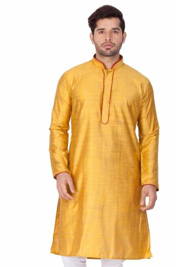 Grab This Amazing Readymade Kurtas For Men Fabricated On Cotton Silk.?This Kurta Is Suitable For Festive Wear Or Any Wedding Functions. It Is Light In Weight and Can Be Paired With Any Kind Of Bottom Like Chudidar, Pyjama Or Even Denims. Its Fabric Is Soft Towards Skin And Avialable In All Sizes. Buy Now.