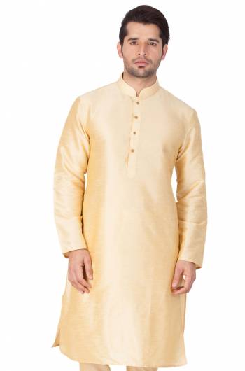 Grab This Amazing Readymade Kurtas For Men Fabricated On Cotton Silk.?This Kurta Is Suitable For Festive Wear Or Any Wedding Functions. It Is Light In Weight and Can Be Paired With Any Kind Of Bottom Like Chudidar, Pyjama Or Even Denims. Its Fabric Is Soft Towards Skin And Avialable In All Sizes. Buy Now.