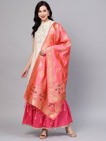 For A Proper Traditional Look, Pair Up Your Simple Attire With This Trendy Banarasi Art Silk Fabricated Dupatta. It Is Beautified With Weave All Over. Also It Is Light In Weight And Easy To Carry All Day Long.