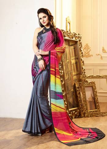 Add Some Casuals With This Pretty Saree Fabricated On Crepe. This Saree And Blouse are Beautified With prints And It Is Light Weight And Easy To Carry All Day Long