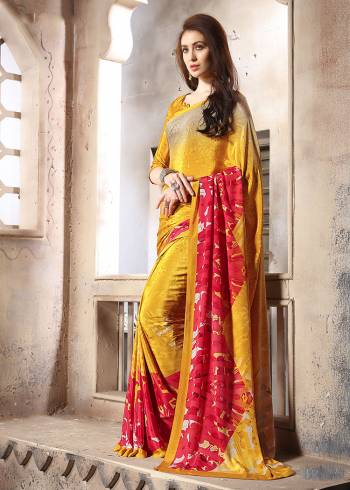 Add Some Casuals With This Pretty Saree Fabricated On Crepe. This Saree And Blouse are Beautified With prints And It Is Light Weight And Easy To Carry All Day Long