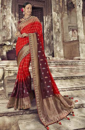 Shades Can Never Go Out Of Style, So Grab This Very Beautiful And Attractive Looking Shaded Saree In Red And Maroon Color Paired With Maroon Colored Blouse. This Saree And Blouse Are Dola Art Silk Fabricated Which Also Gives a rich Look To Your Personality. 