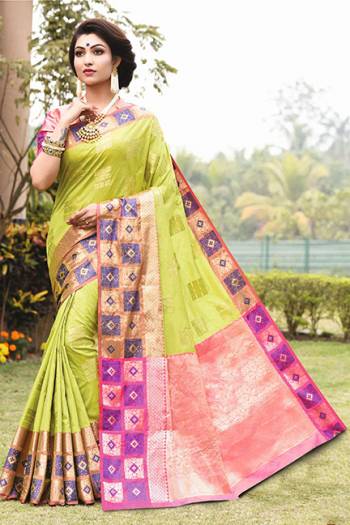 Here Is A Rich Silk Based Saree In Green Color. This Pretty Saree?And Blouse Are Fabricated On Art Silk Beautified With Detailed Weave All Over It. Buy This Saree For Upcoming Festive And Wedding Season.