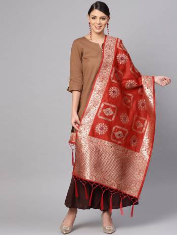 Enhance Your Look of gown and lehenga choli Or A Simple Kurti With Latest Trends Of Banarasi Dupatta Beautified With Attractive Weave All Over. You Can Pair This Up With Any Kind Of Ethnic Attire And In Same Or Contrasting Colored Attire.