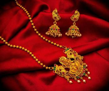 Buy This Heavy Necklace Set For The Upcoming Wedding Season. Pair?This Up With Your Heavy Ethnic Attire And As It Is In Golden Color, It Can Be Paired With Any Colored Attire. Buy Now