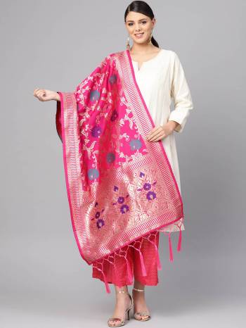 For A Proper Traditional Look, Pair Up Your Simple Attire With This Trendy Banarasi Art Silk Fabricated Dupatta. It Is Beautified With Weave All Over. Also It Is Light In Weight And Easy To Carry All Day Long.