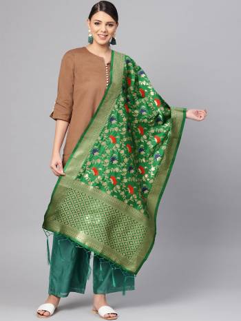 For A Proper Traditional Look, Pair Up Your Simple Attire With This Trendy Banarasi Art Silk Fabricated Dupatta. It Is Beautified With Weave All Over. Also It Is Light In Weight And Easy To Carry All Day Long.