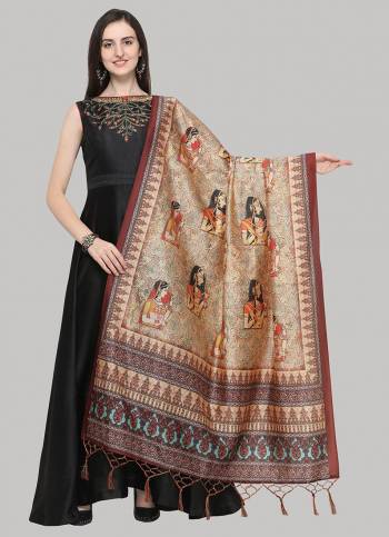 Grab This Classy Tassel Dupatta made from Assam silk has Beautified With decorative work like Digital Printed ,which makes it a smart pick for all occasions. You can wear this Dupatta in different styles Pairing Up With Different Kind Of Attires.