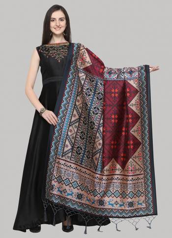 Grab This Classy Tassel Dupatta made from Assam silk has Beautified With decorative work like Digital Printed ,which makes it a smart pick for all occasions. You can wear this Dupatta in different styles Pairing Up With Different Kind Of Attires.