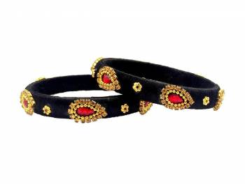 Get This Lovely Pair Of Bangles To Wear It With Your Ethnic Wear. This Pretty Pair Can Be Wore Single Or Can Be Mixed With Other Simple Bangles For Heavy Look.