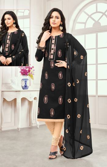 Add Some Casuals With This Cotton Based Dress Material In Black Colored Top And Dupatta Paired With Cream Colored Bottom. Its Fabric Is Light Weight And Soft Towards Skin Which Ensures Superb Comfort All Day Long. 