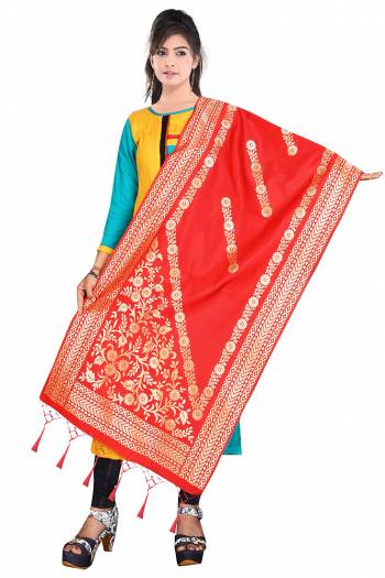 Enhance Your Look of gown and lehenga choli Or A Simple Kurti With Latest Trends Of Banarasi Dupatta Beautified With Attractive Weave All Over. You Can Pair This Up With Any Kind Of Ethnic Attire And In Same Or Contrasting Colored Attire