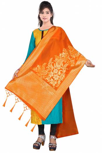 For A Proper Traditional Look, Pair Up Your Simple Attire With This Trendy Banarasi Art Silk Fabricated Dupatta. It Is Beautified With Weave All Over. Also It Is Light In Weight And Easy To Carry All Day Long