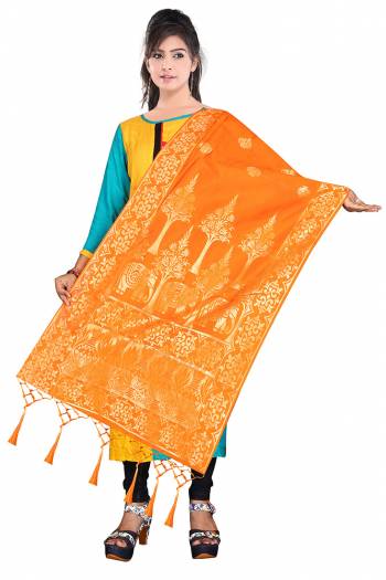 For A Proper Traditional Look, Pair Up Your Simple Attire With This Trendy Banarasi Art Silk Fabricated Dupatta. It Is Beautified With Weave All Over. Also It Is Light In Weight And Easy To Carry All Day Long