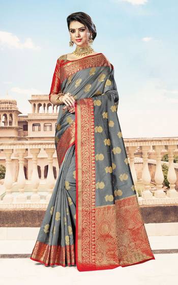 Celebrate This Festive Season In A Very Elegant Look With This Silk?Based Grey Colored Saree. This Saree IS Fabricated On Handloom Cotton Silk Paired With Jacquard Silk Fabricated Blouse