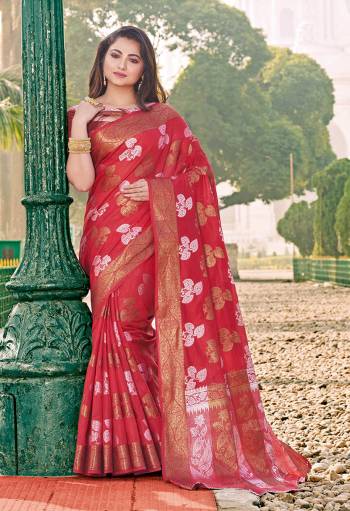 Classy Saree look pretty like never before.Wearing this Red Color Saree which made from Cotton Handloom With Red Color Jacquard Silk blouse, Saree has also decorative work like Heavy Zari Work With Woven.This beautiful Saree features a classy Zari Work all over,which makes it a smart pick for all occasions. 