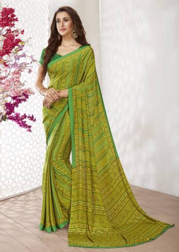 For Your Casuals Or Semi-Casuals, Grab This Light Weight Printed Saree Fabricated On Crepe. Its Fabric IS Soft Towards Skin And Ensures Superb Comfort All Day Long. Buy Now